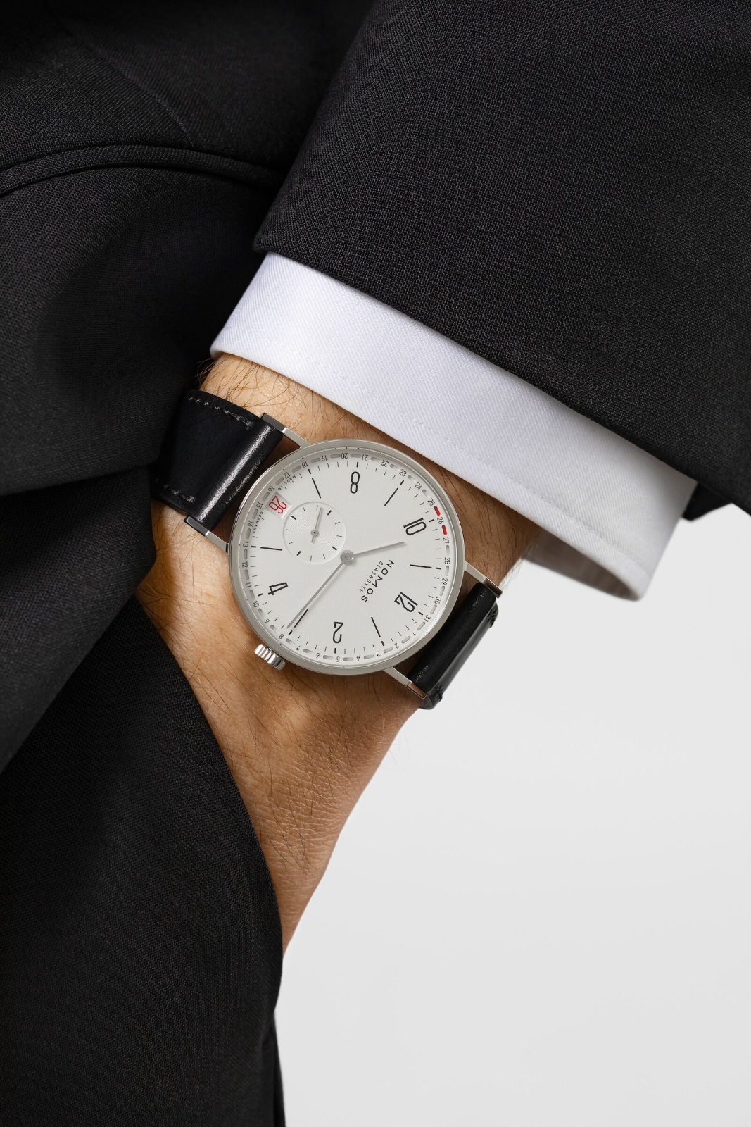 nomos Tangente 2Date luxembourg