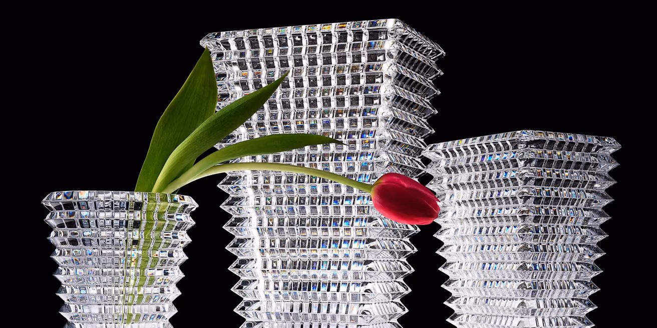 2612989_2612990_lifestyle_tor collection eye de baccarat